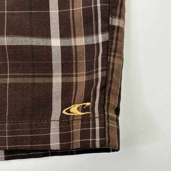 O'Neill Men's brown plaid bermuda shorts - Picture 5 of 11